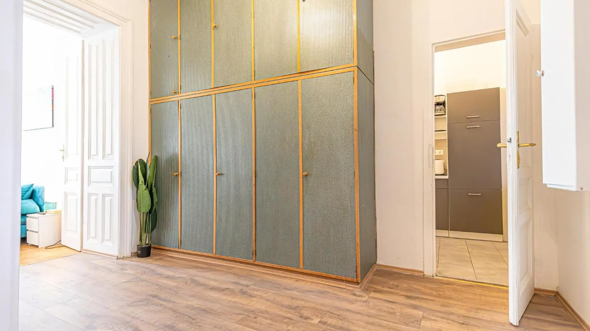 Апартаменты Cozy 3Br Apt For Up To 8P, 5Min To Kongresspark Вена