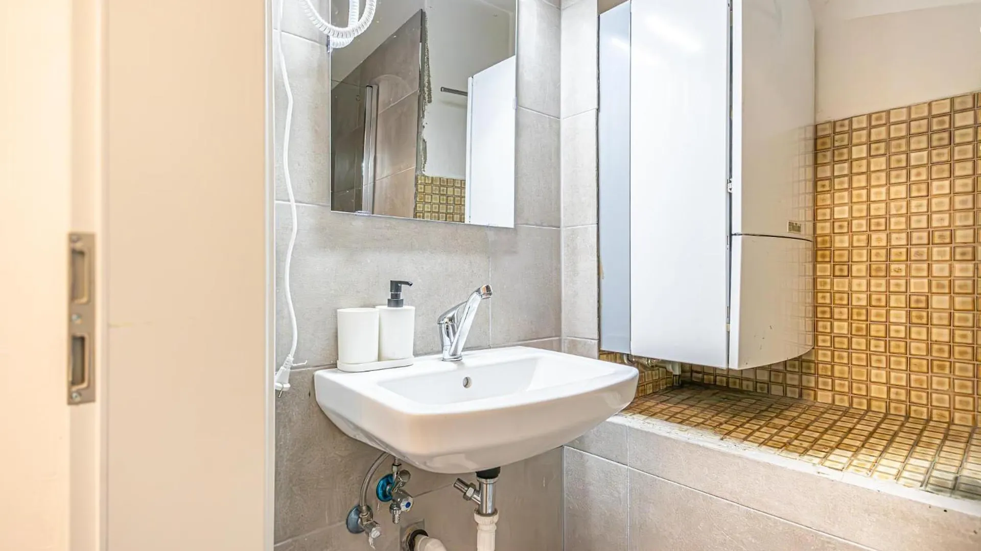 Cozy 3Br Apt For Up To 8P, 5Min To Kongresspark Wien Österreich