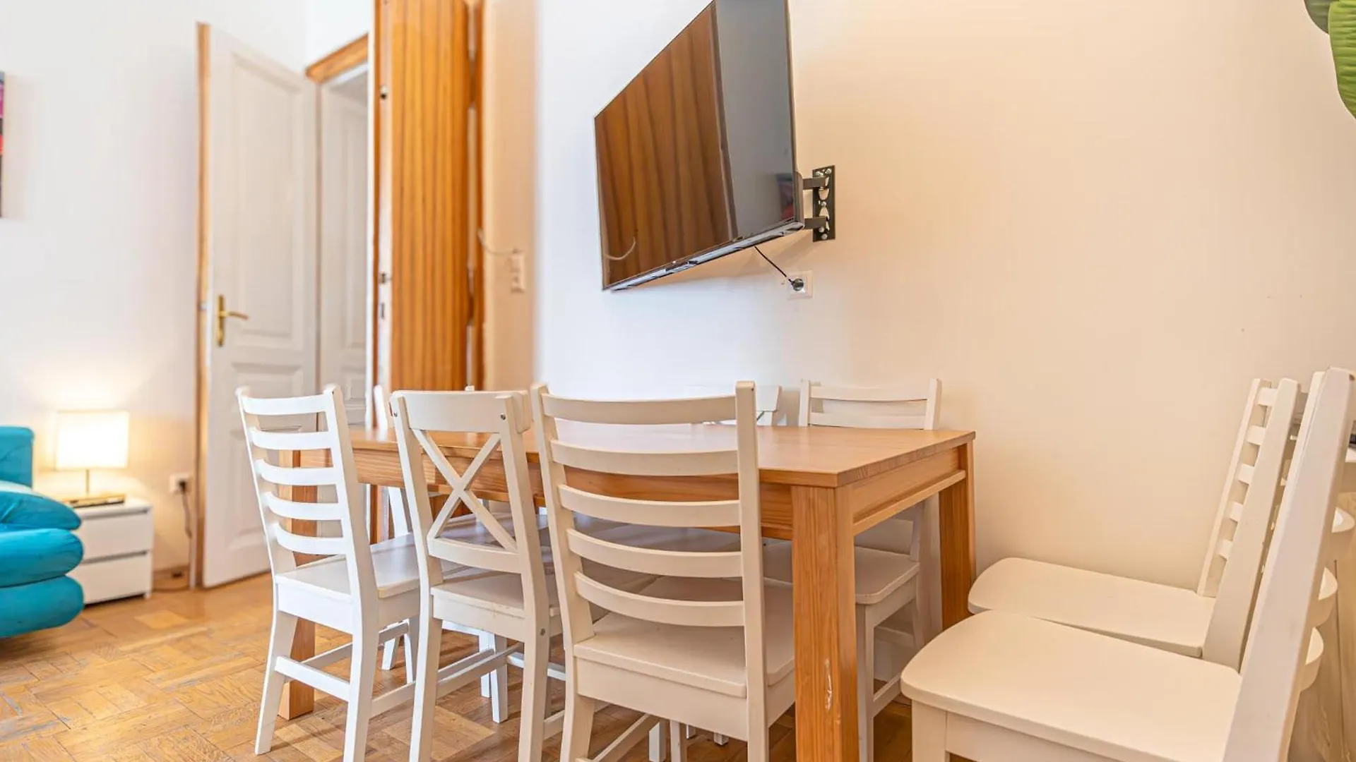 Cozy 3Br Apt For Up To 8P, 5Min To Kongresspark Wien Apartment